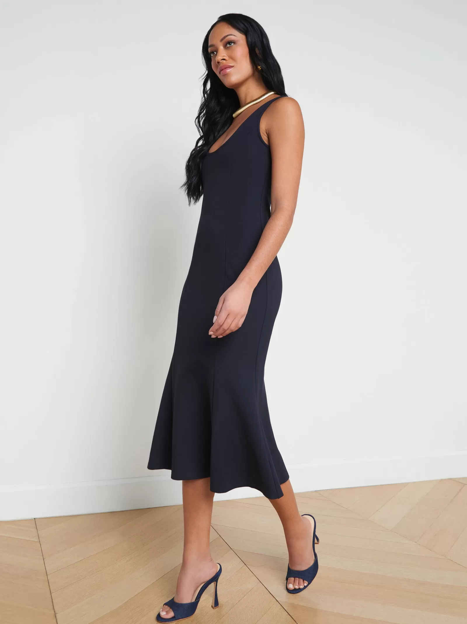 L'AGENCE Bisous Flared Midi Dress< Spring Collection | Dresses & Jumpsuits