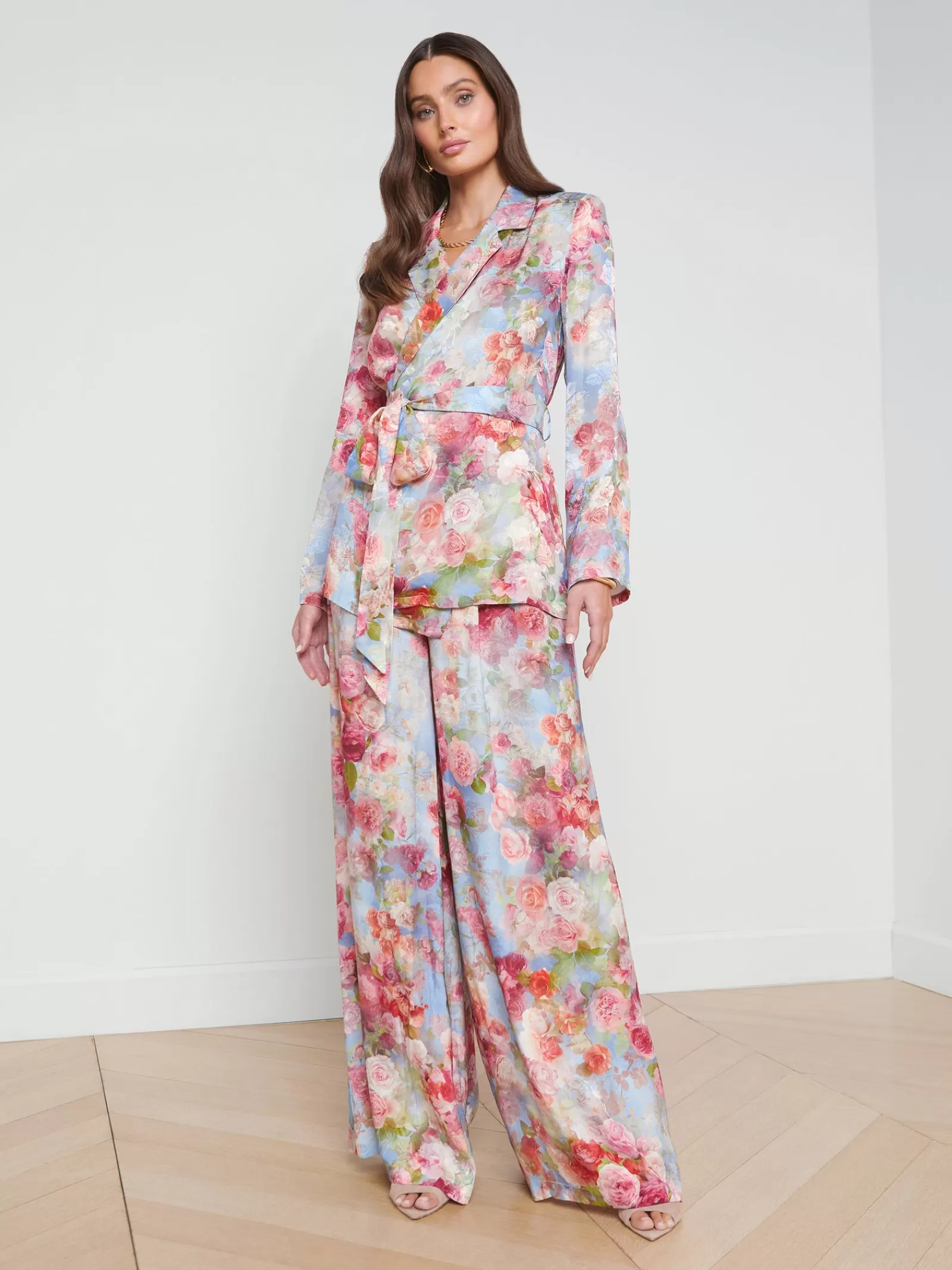 L'AGENCE Ciara Robe Blouse< Sets | Print Edition