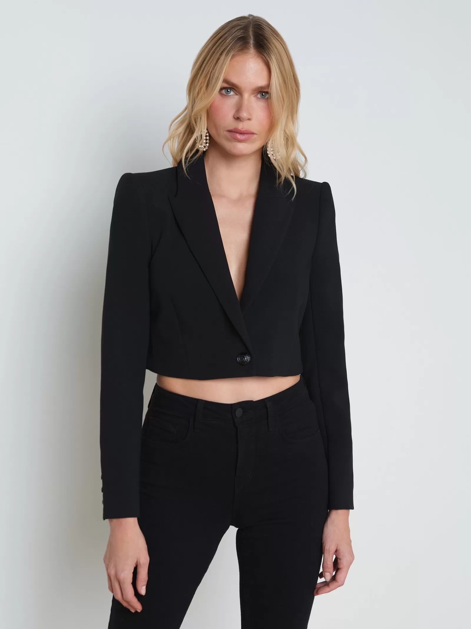 L'AGENCE Cora Detachable Blazer< All Things Black | Spring Collection