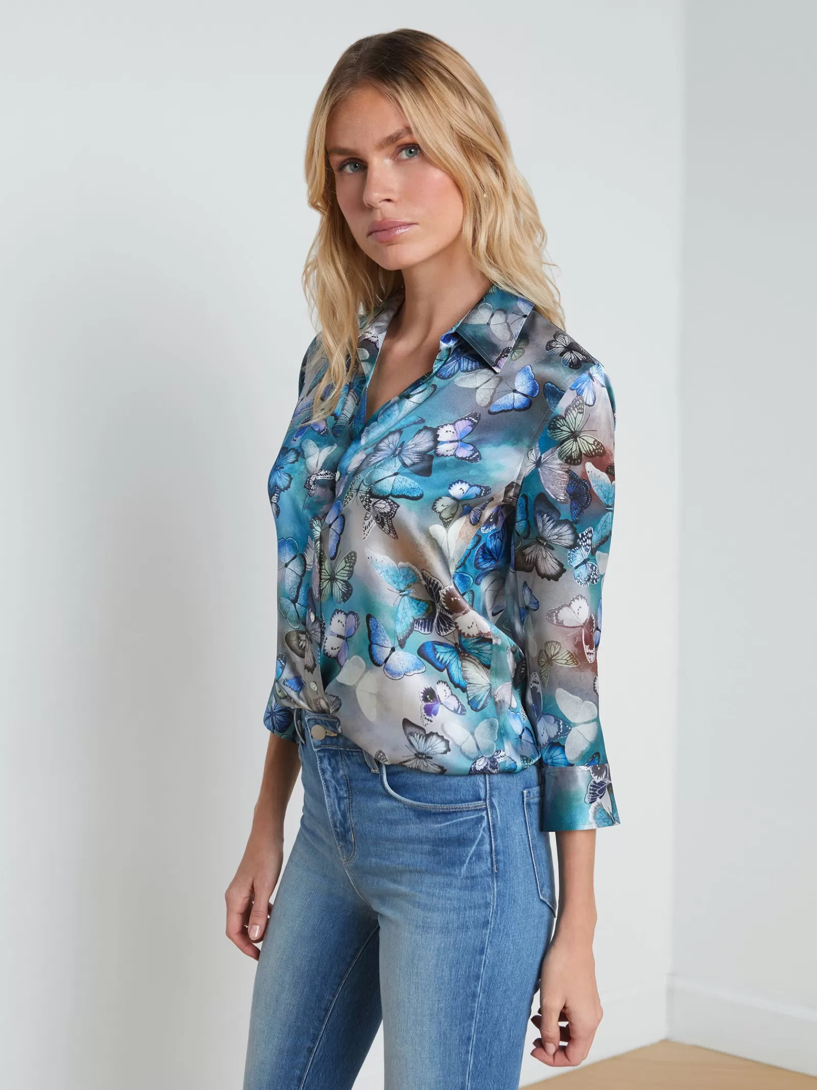 L'AGENCE Dani Silk Blouse< Spring Collection | Print Edition