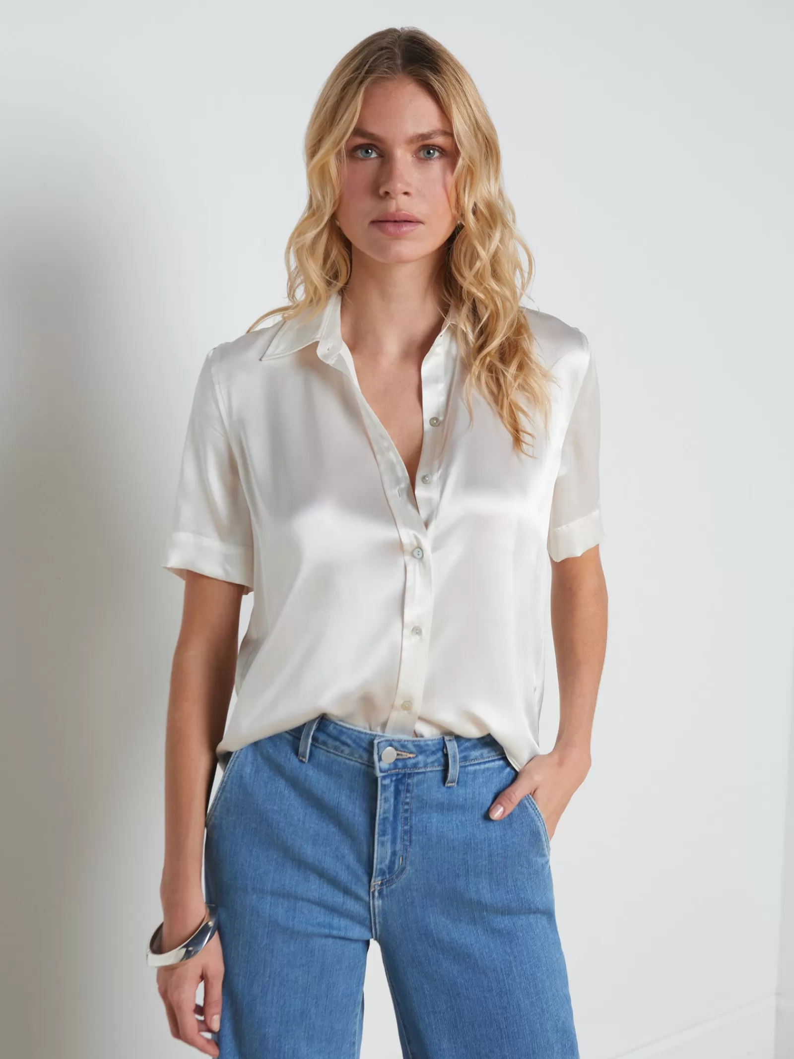 L'AGENCE Ellah Silk Blouse< Back in Stock | Spring Collection