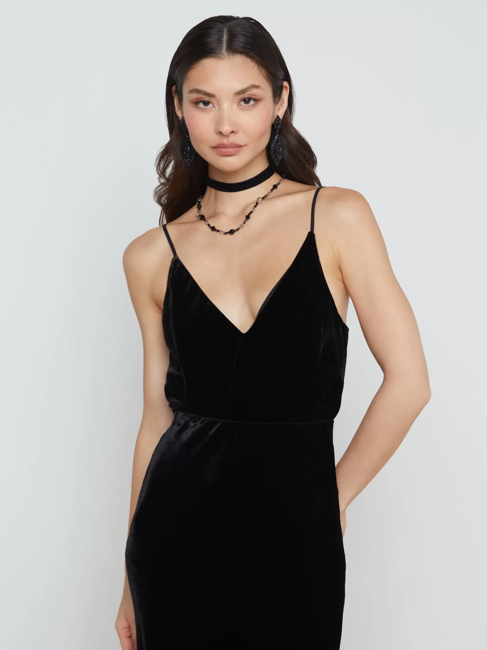L'AGENCE Gabriella Velvet Camisole Tank< All Things Black | Camisoles & Tanks