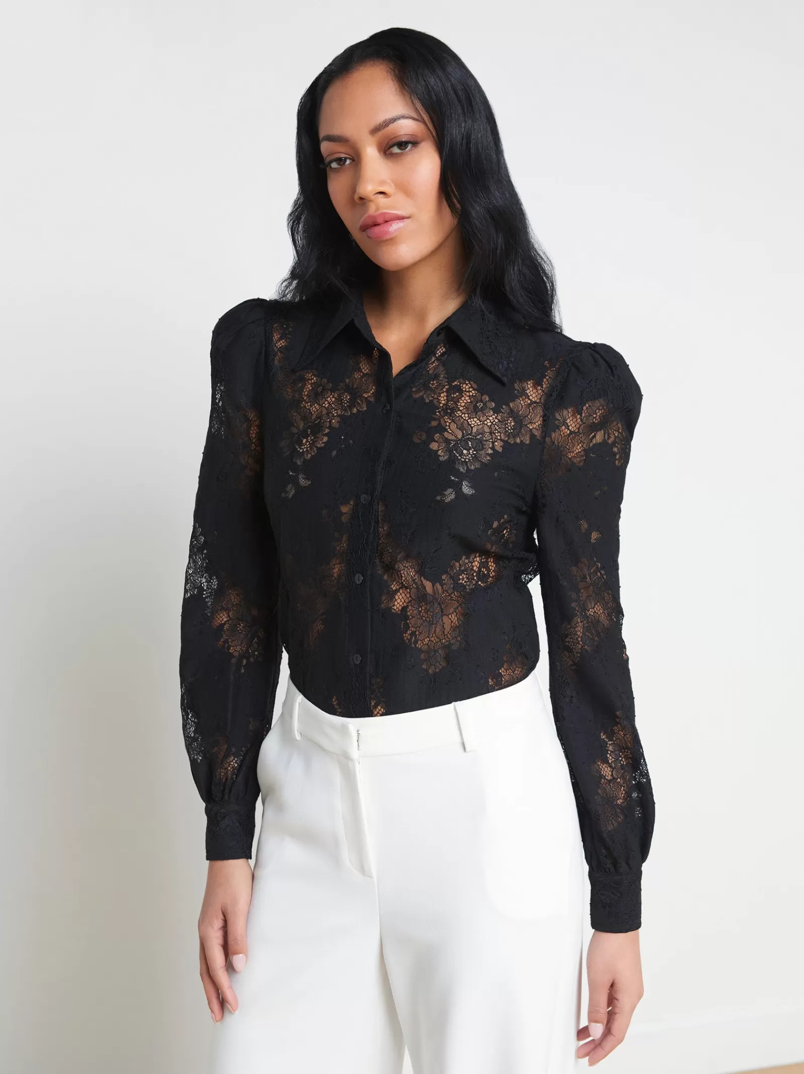 L'AGENCE Jenica Lace Blouse< All Things Black | Spring Collection