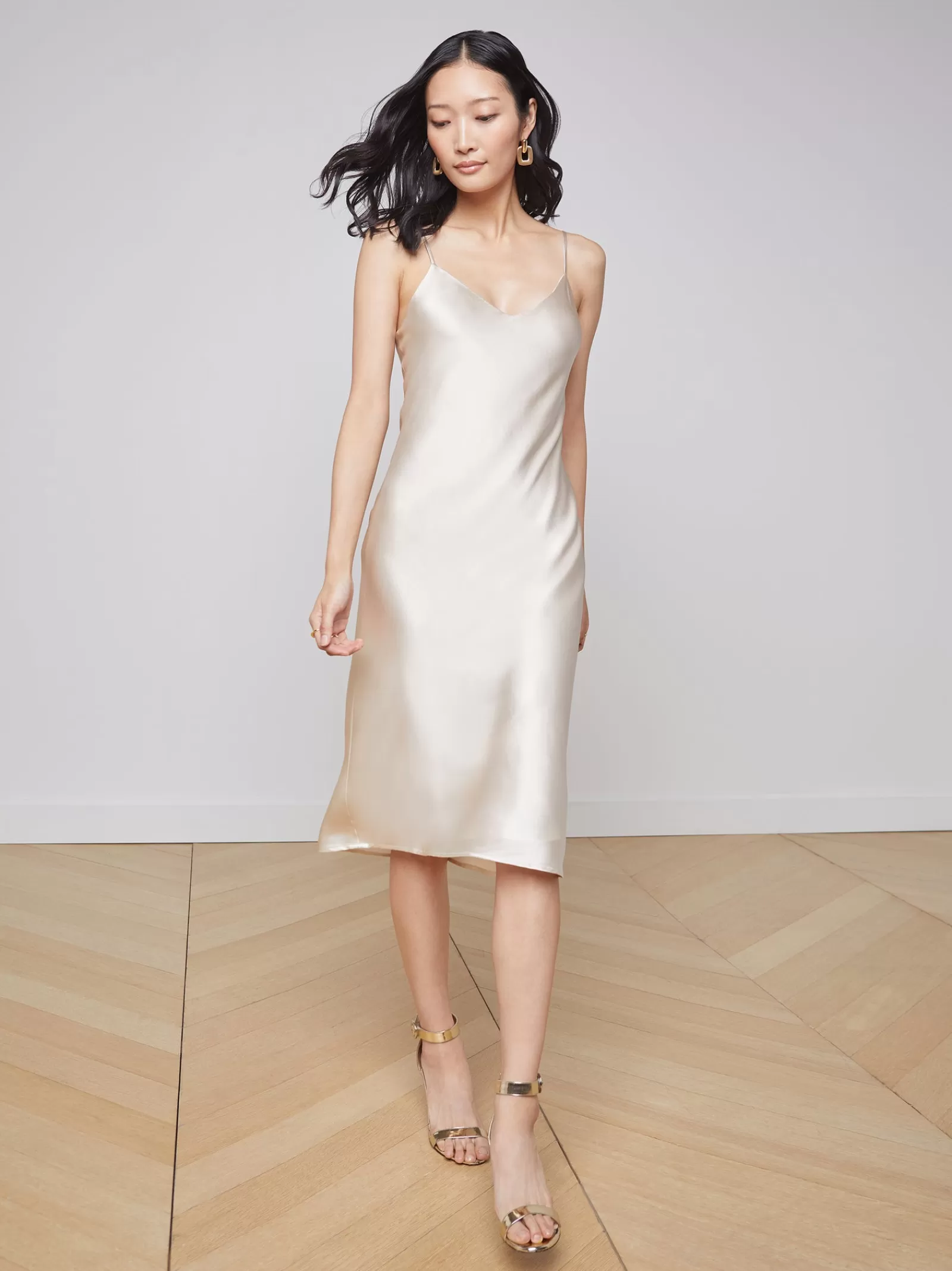 L'AGENCE Jodie Silk Slip Dress< Maternity | Essentials