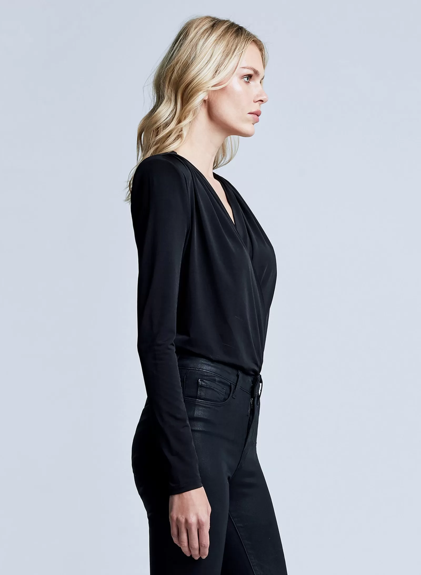 L'AGENCE Kallie Bodysuit< All Things Black | Blouses & Tops