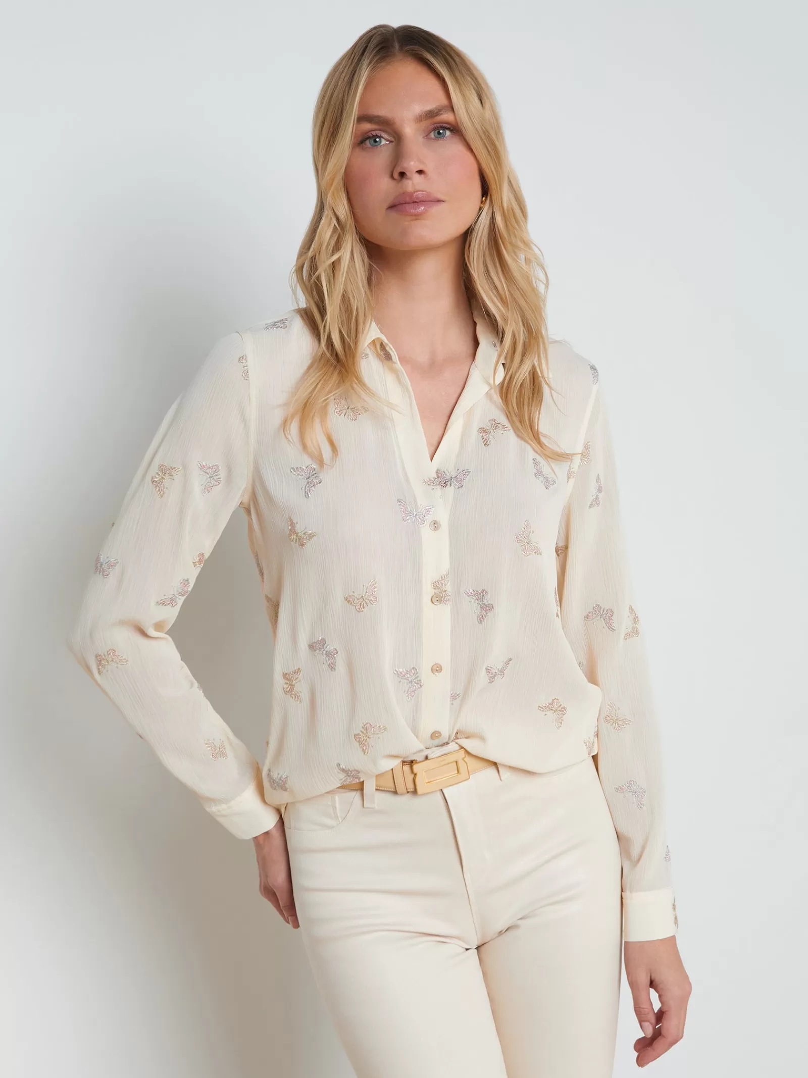 L'AGENCE Laurent Embroidered Blouse< Print Edition | Spring Collection