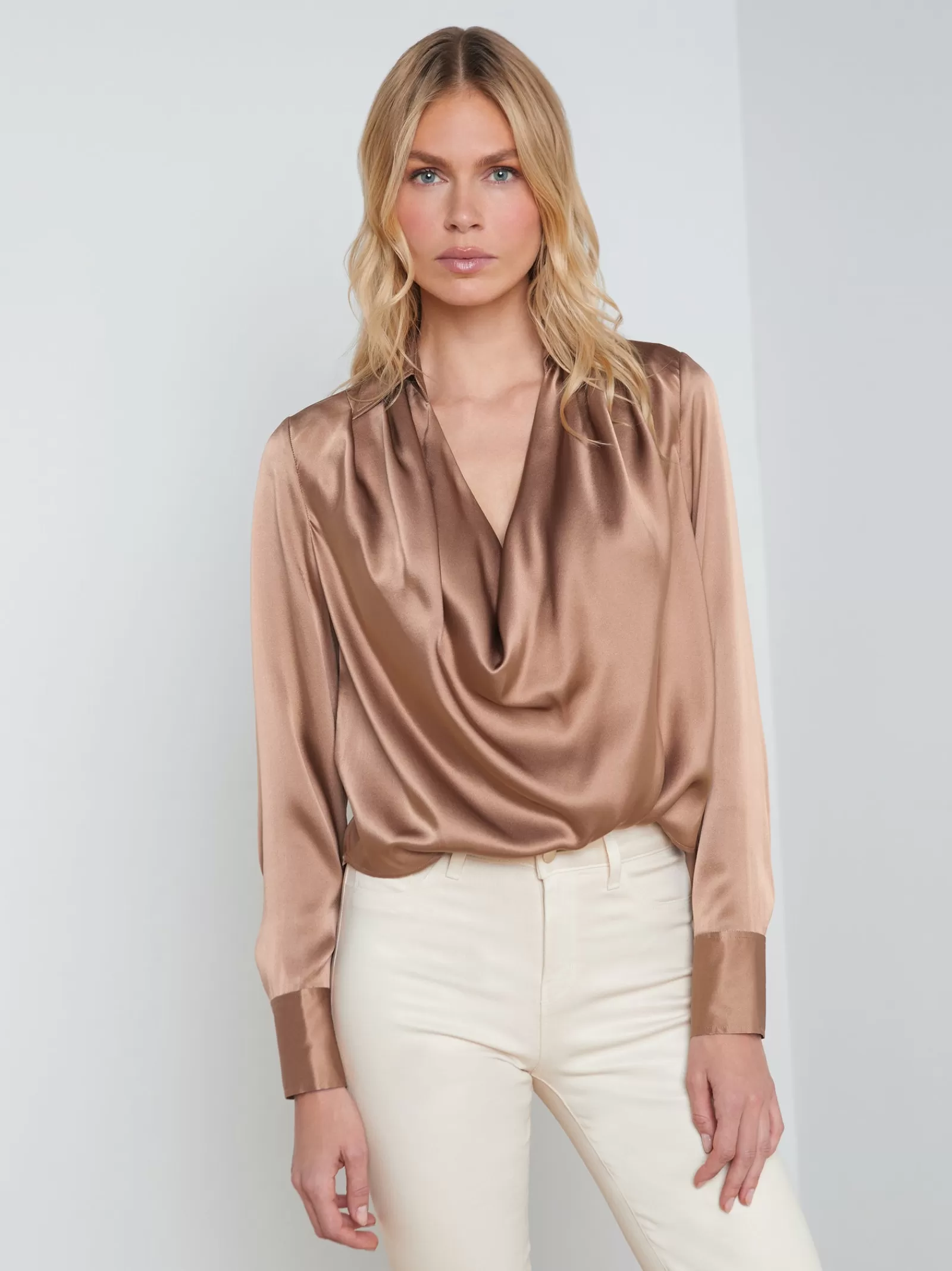 L'AGENCE Lotus Silk Blouse< Spring Collection | Silks