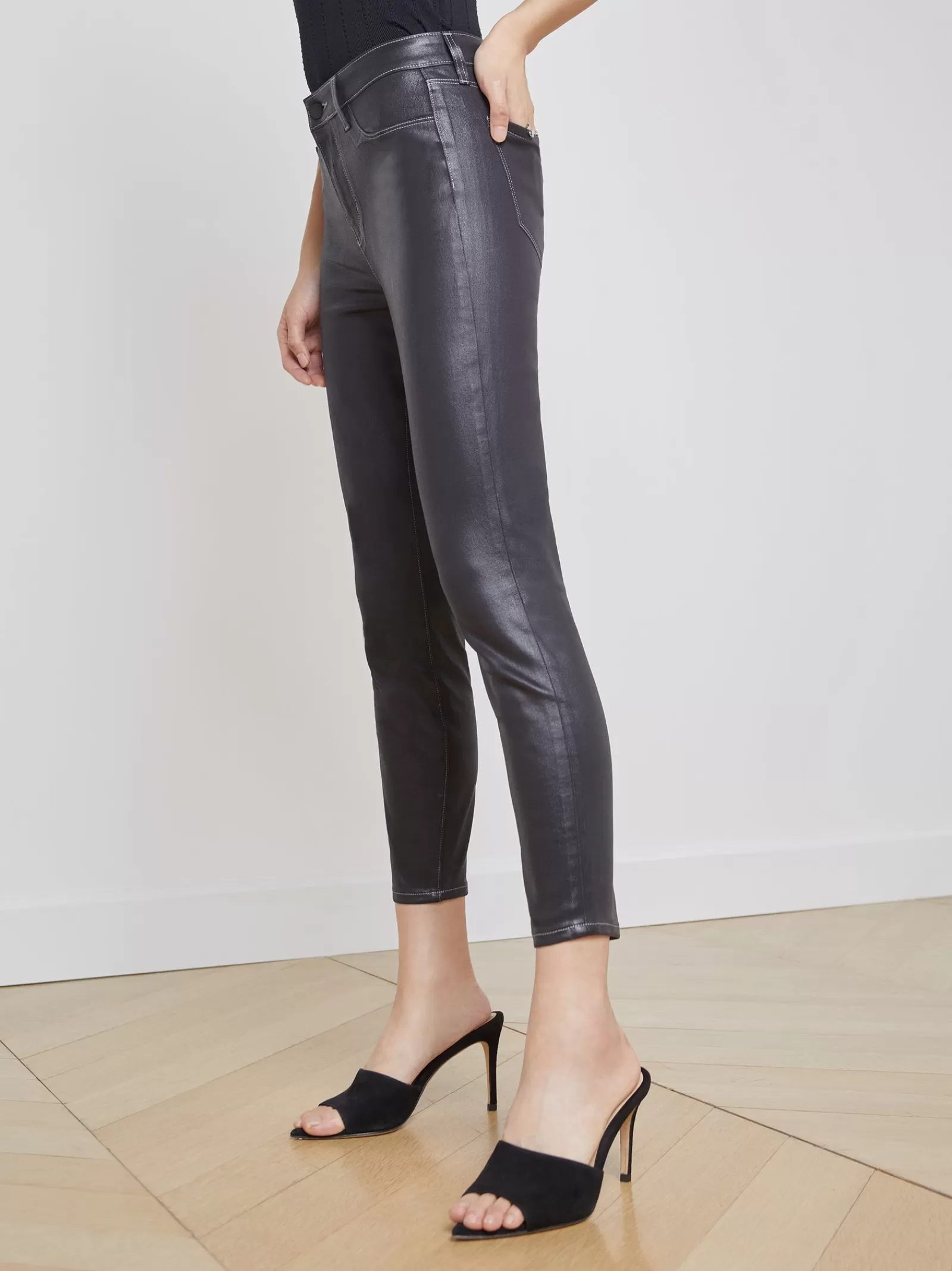 L'AGENCE Margot Coated Skinny Jean< All Things Black | Petite