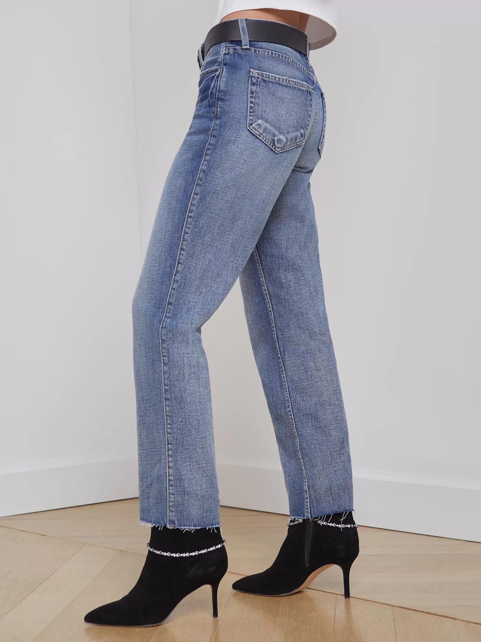 L'AGENCE Milana Slouchy Stovepipe Jean< Spring '24 Catalog | Straight