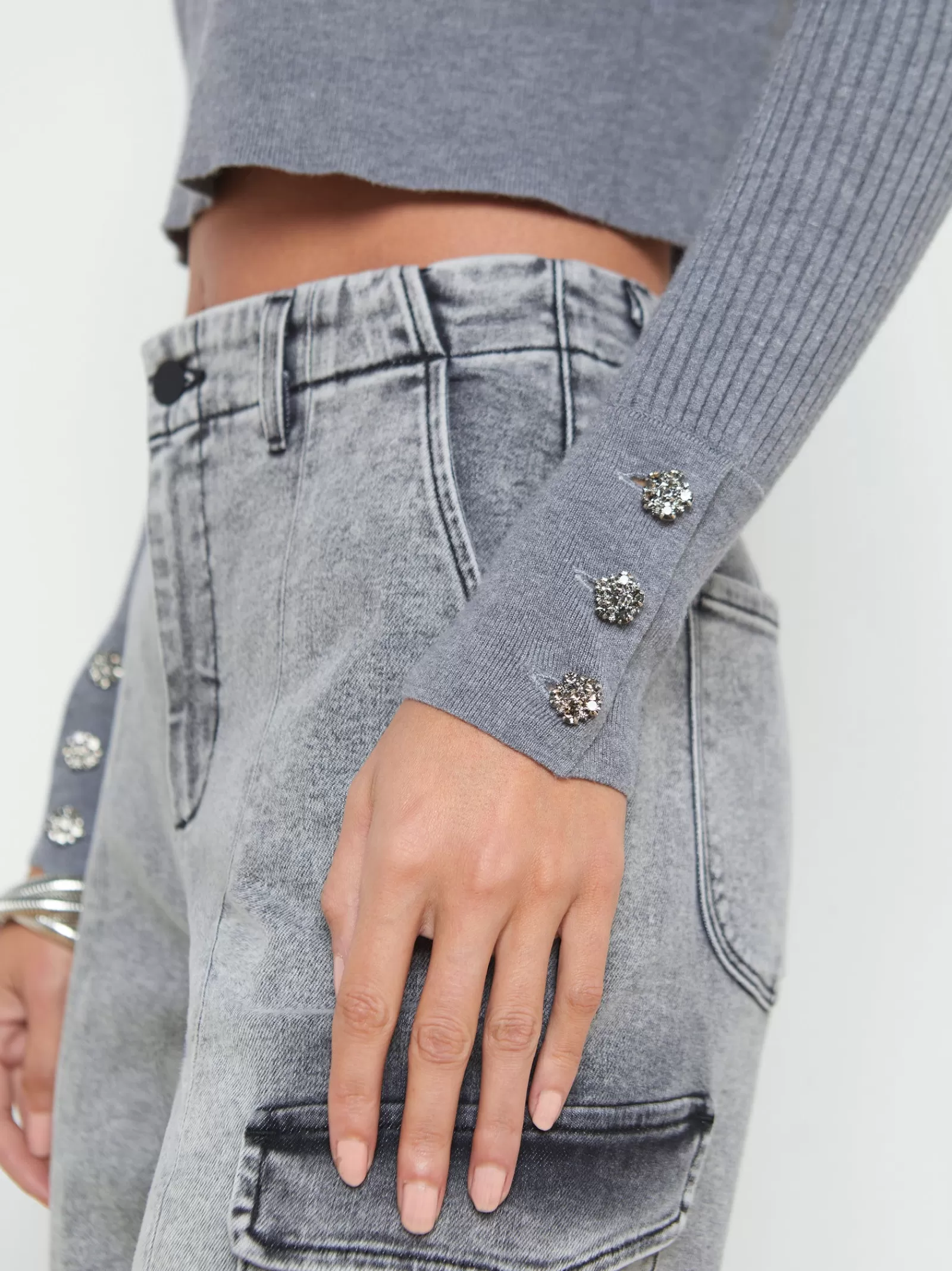 L'AGENCE Sky Cuff Detail Crewneck< Spring Collection | Knitwear
