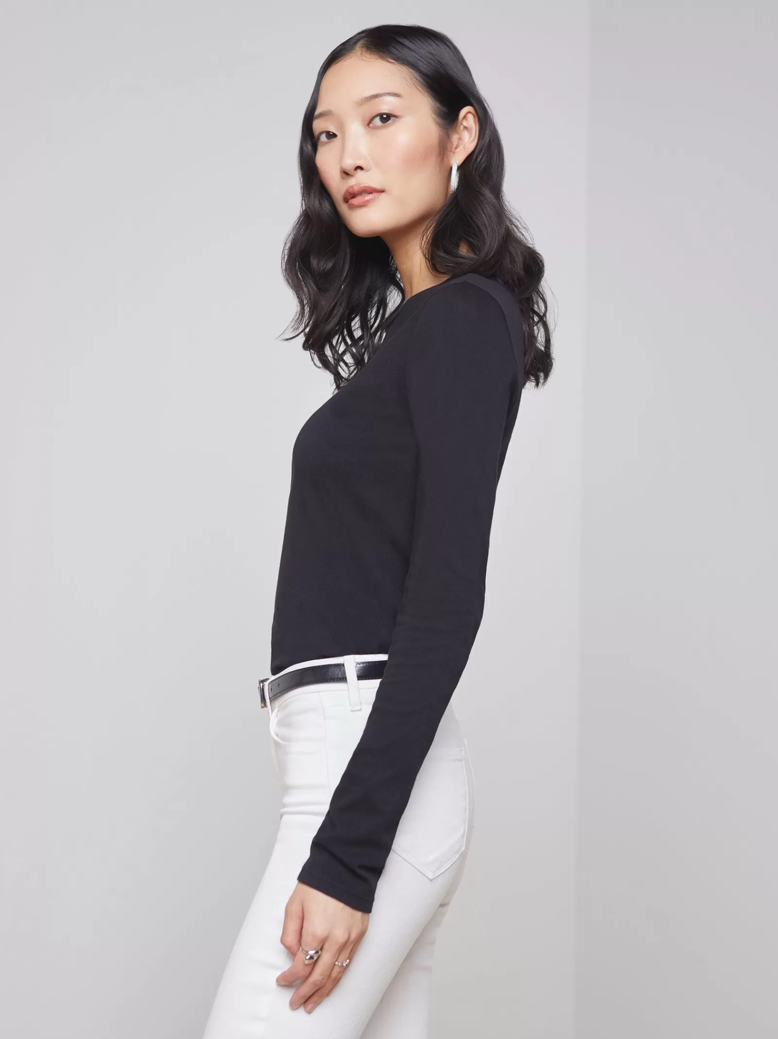 L'AGENCE Tess Long Sleeve Tee< Back in Stock | All Things Black