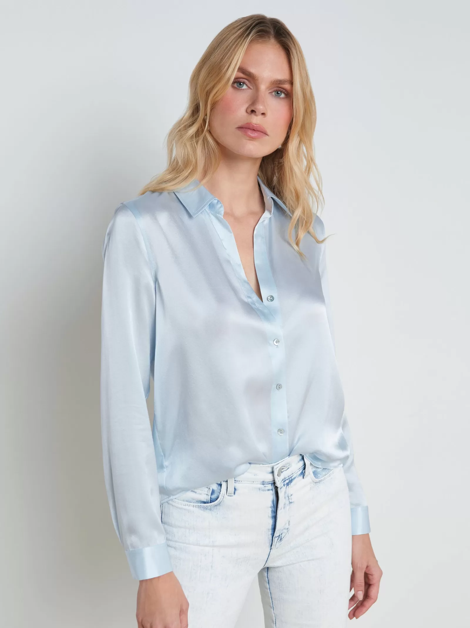 L'AGENCE Tyler Silk Blouse< Spring '24 Catalog | Spring Collection